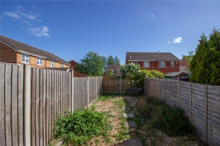 2 bedroom terraced house to rent - Photo 3