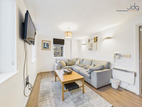 2 bedroom apartment to rent - Photo 1