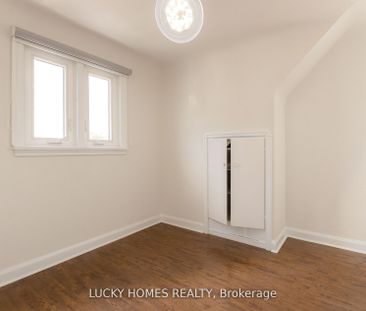 For Lease - 157 Centre Street, Oshawa, Ontario - Photo 3