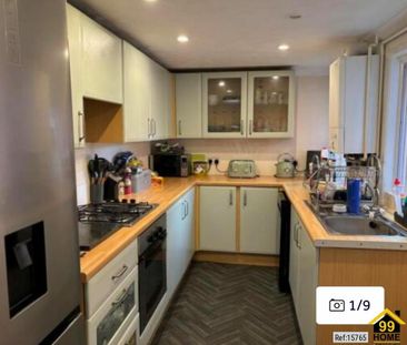 2 bedroom terraced house to rent - Photo 2