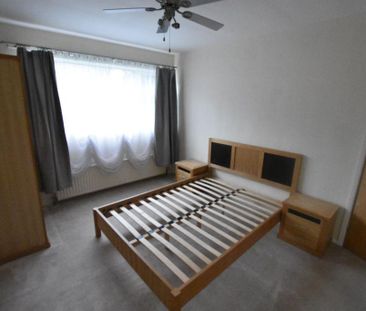 3 bedroom detached bungalow to rent - Photo 3