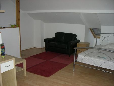 Studio to rent - Photo 3
