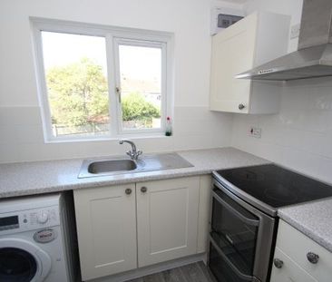 Davies Close, Croydon CR0, Property for rent - Photo 3