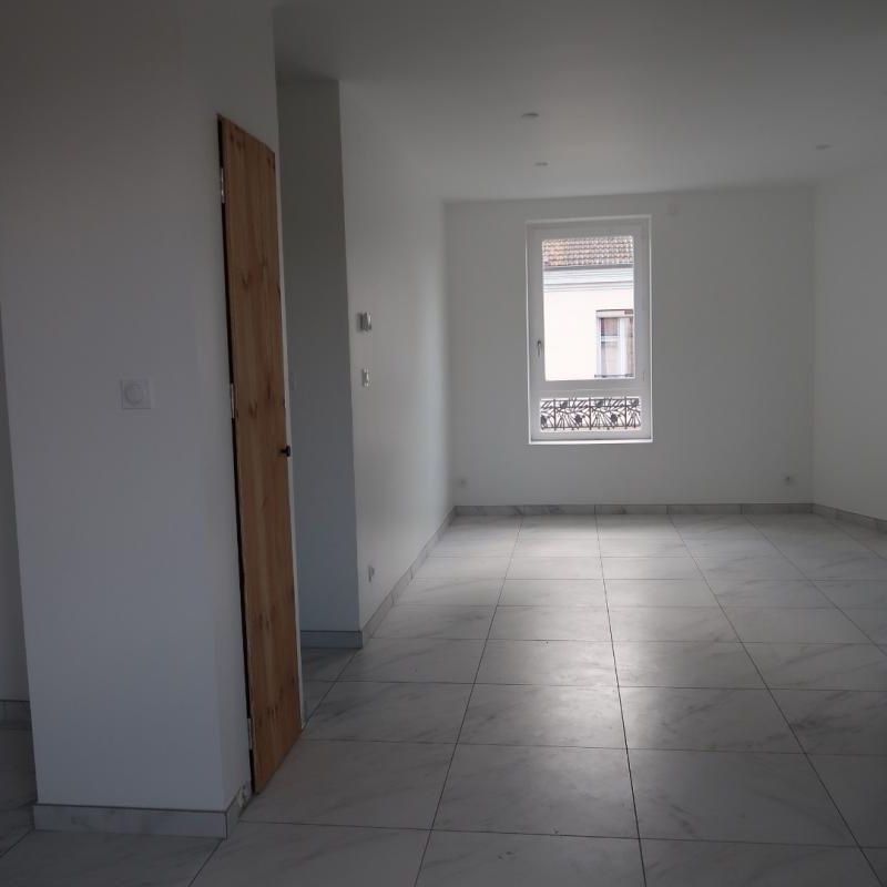 Appartement Le Chambon-Feugerolles - Photo 1