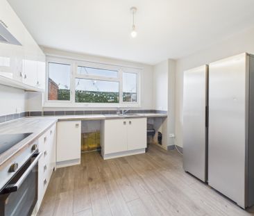 Mitton Way, Tewkesbury, Gloucestershire, GL20 - Photo 5