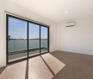 30 England St, Werribee VIC 3030 - Townhouse For Rent | Domain - Photo 6