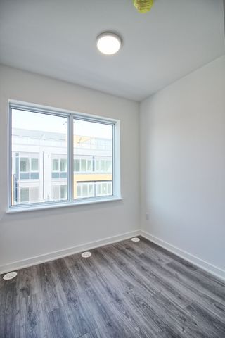 For Lease - 67 Curlew Drive Unit# 151, Toronto, Ontario - Photo 4