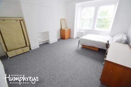 The Parkway, Shelton, Stoke-On-Trent, ST1 - Photo 3