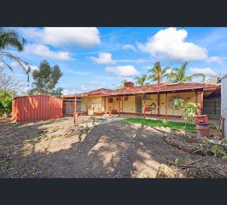 9 Lilika St, Armadale, WA 6112 - Photo 4