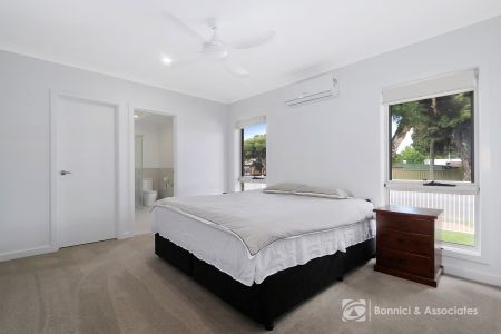 466 Hall Avenue, 2641, Lavington Nsw - Photo 2