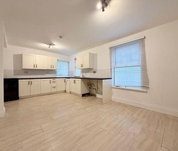 3 bedroom end of terrace house to rent - Photo 6