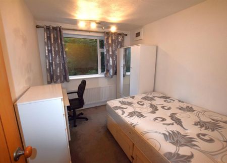 Hearsall Court, Tile Hill Lane, Coventry - Photo 3