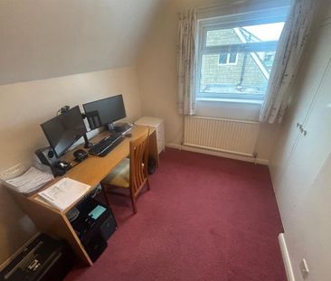 3 bedroom semi-detached house to rent - Photo 6