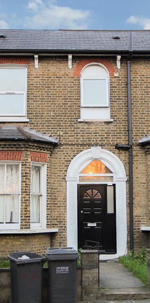 Waddon New Road, Croydon, CR0 - Photo 1