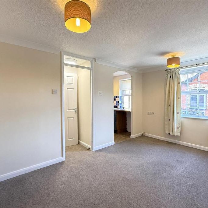 1 bedroom flat to rent - Photo 1