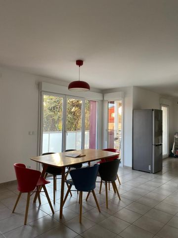 Location Appartement 3 pièces 72m² VALENCE 26000 - Photo 2