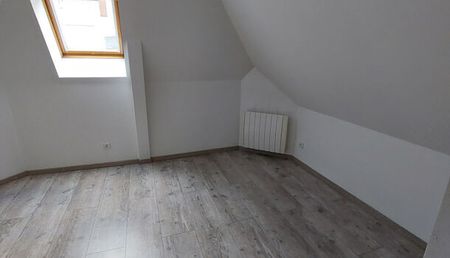 Appartement 3 pièces 59m2 REIMS 775 euros - Photo 2