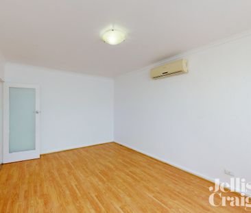 16/168 Power Street, Hawthorn - Photo 2