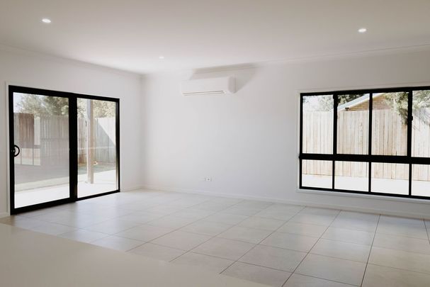 A selection of brand new 3 bed units for lease - 6 month lease term only *Initial access for inspection via Morgan Way - Photo 1