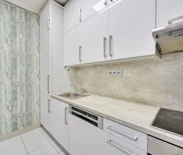 Pronájem bytu 2+kk s terasou a klimatizací na ulici Handkeho v Olom... - Photo 6