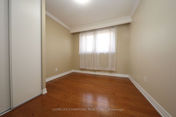 Detached Home For Lease | E8147026 - Photo 1