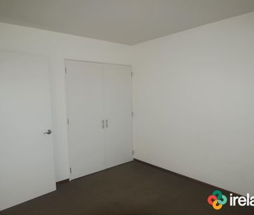 Modern Townhouse in Central Location - Photo 5