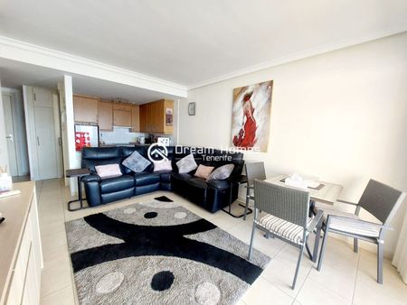 Modern 2-Bedroom in Exclusive Complex - Photo 2