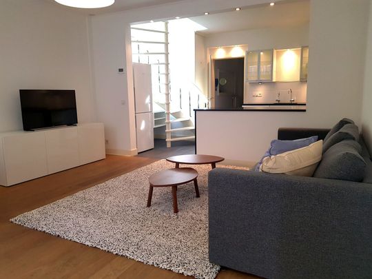 Appartement te huur: Taksteeg 16 1012 PB Amsterdam - Photo 1