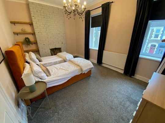 Donald Street, CARDIFF - Photo 1