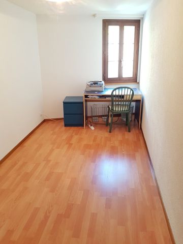 3.5 pièces situé en basse ville de Fribourg ! - Photo 4
