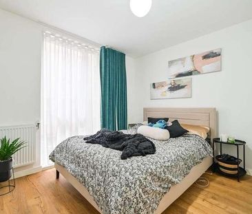 Mahindra Way, Beckton, E6 - Photo 6