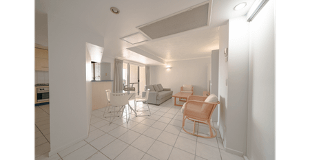 Furnished -Short Lease - Secure Townsville City CBD Apartment - Photo 5