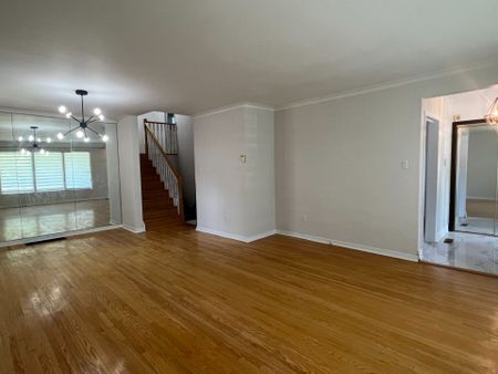 For Lease - 65 Dewlane Drive, Toronto, Ontario - Photo 2