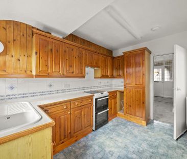 3 bedroom terraced house to rent - Photo 2