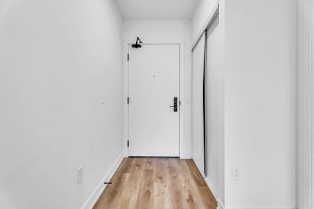 For Lease - 1 Jarvis Street Unit# 828, Hamilton, Ontario - Photo 4