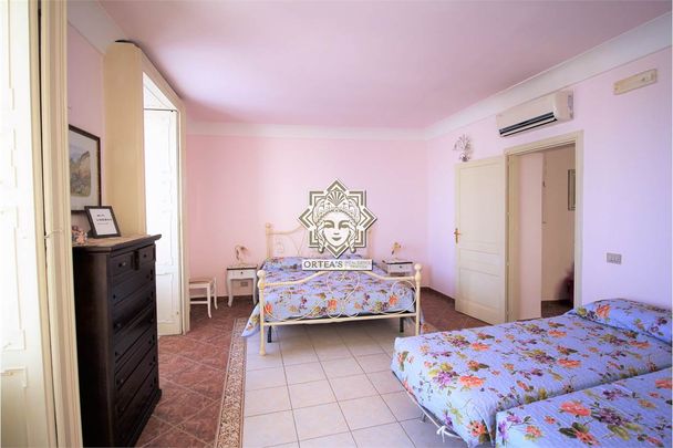 appartamento con terrazzo - Photo 1