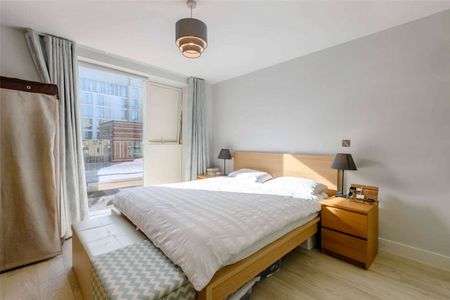 One bedroom apartment close to the train station - Photo 3