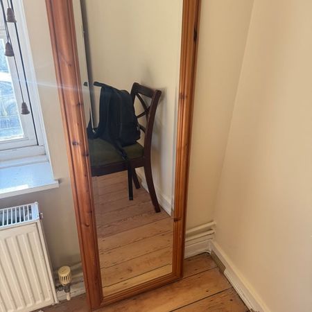 Room in a Shared Flat, Edward Bond House, WC1H - Photo 3