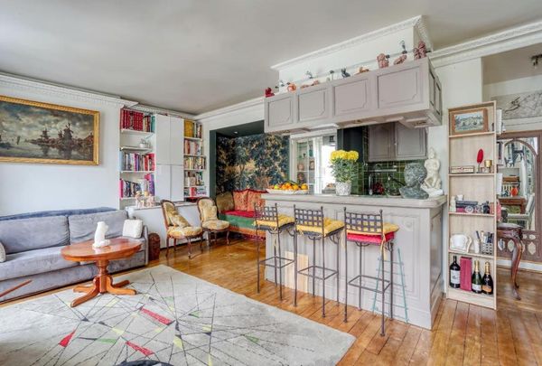 Location Appartement 2 pièces Meublé 43m² PARIS 18ème - Photo 1