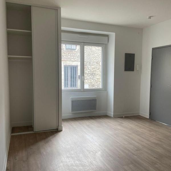 Location Appartement 1 pièce 24m² ST PAUL LES DAX 40990 - Photo 1