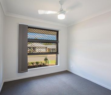 8 Moonstone Street, Pimpama QLD 4209 - House For Rent - $680 | Domain - Photo 5