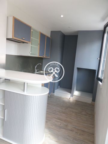 Location Appartement 2 pièces 51m² TROYES 10000 - Photo 2