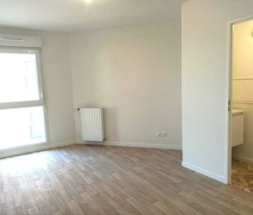 Location Appartement 5 pièces 91m² MELUN 77000 - Photo 6