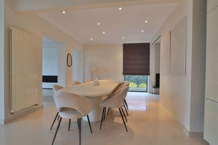 Villa met zwemvijver, grote tuin en dubbele garage te huur! - Foto 3