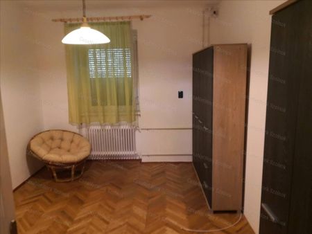 Kiadó felújított lakás - Szolnok - Photo 4