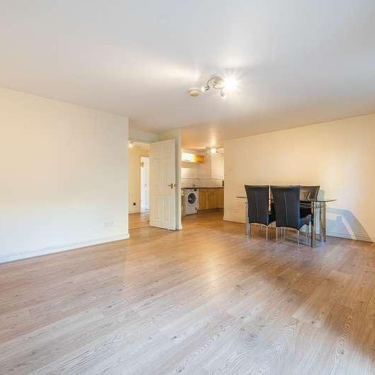 Glaisher Street, Stretton Mansions Glaisher Street, SE8 - Photo 1