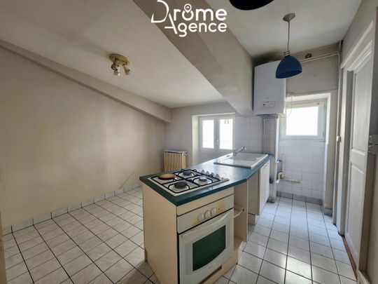 Location Appartement 3 pièces 91m² VALENCE 26000 - Photo 1