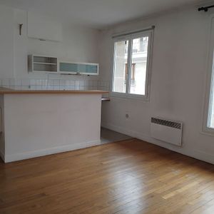 Location Appartement 2 pièces 45m² ROUEN 76000 - Photo 3