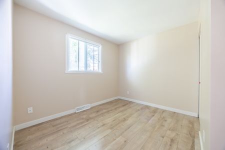 Maison de plain-pied à louer - Brossard (Noms de rues (P)) Maison de plain-pied à louer - Brossard (Noms de rues (P)) - Photo 3