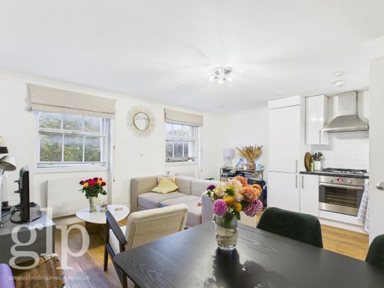 3 Bedroom Apartment, Park Road, Marylebone, NW1 - Photo 1
